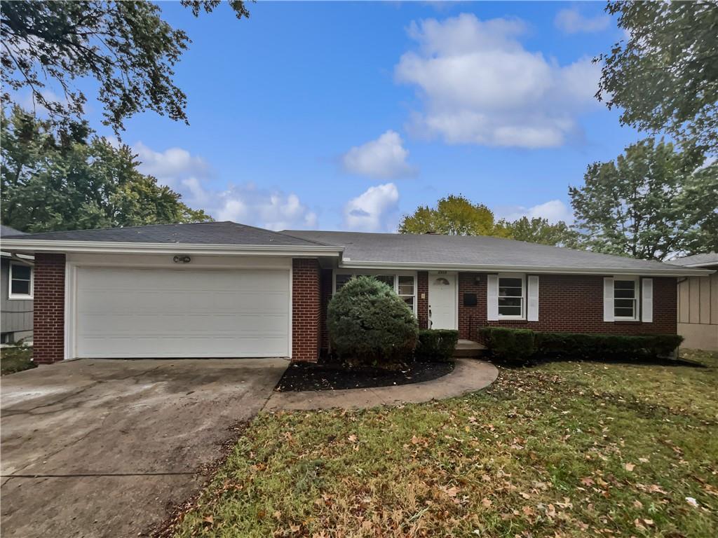 2011 N 49th Terrace Property Photo 1