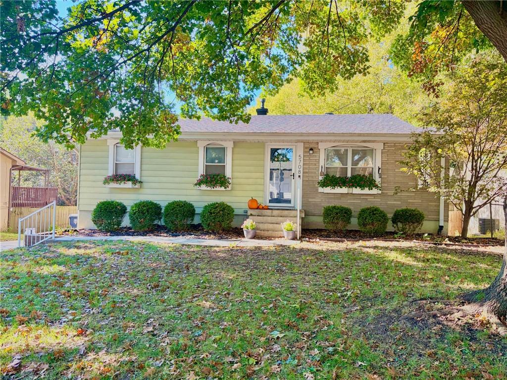 5708 N Drury Avenue Property Photo 1