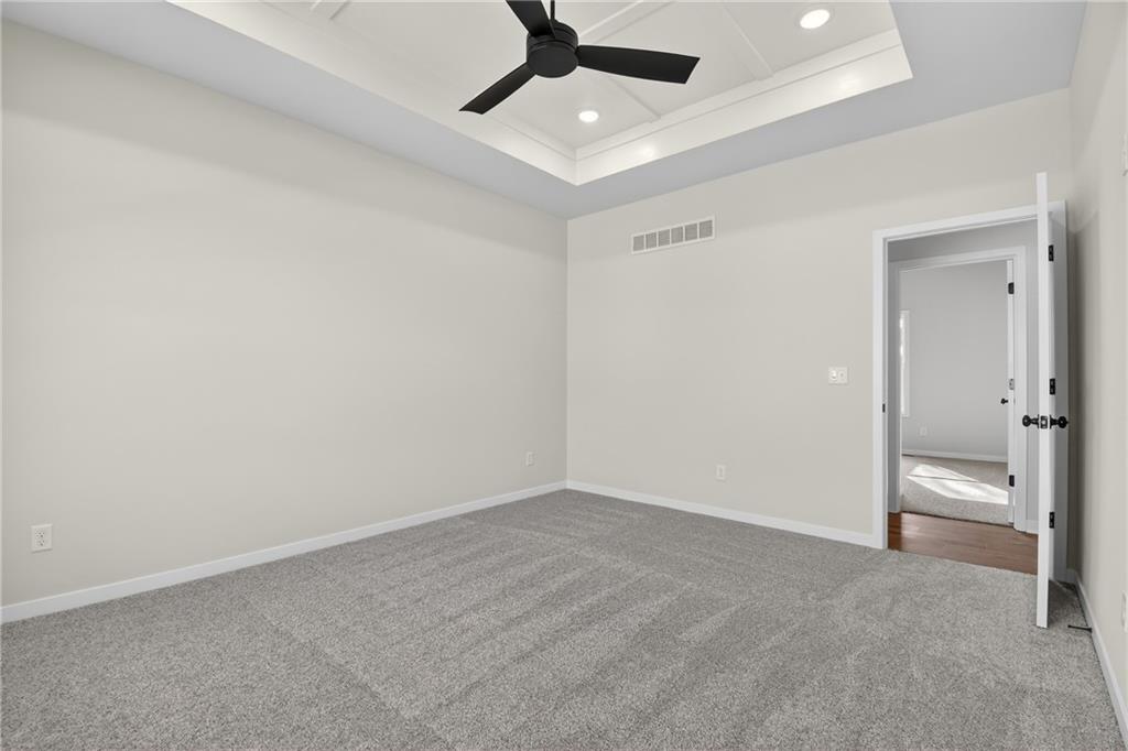 1336 N Holland Drive Property Photo 22