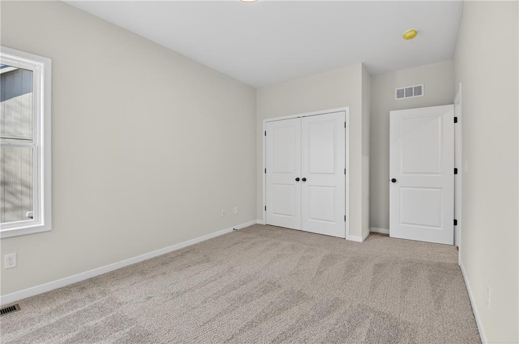 1336 N Holland Drive Property Photo 28