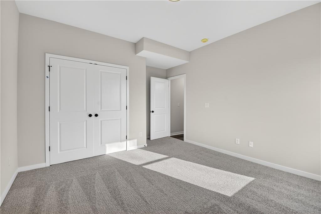 1336 N Holland Drive Property Photo 38