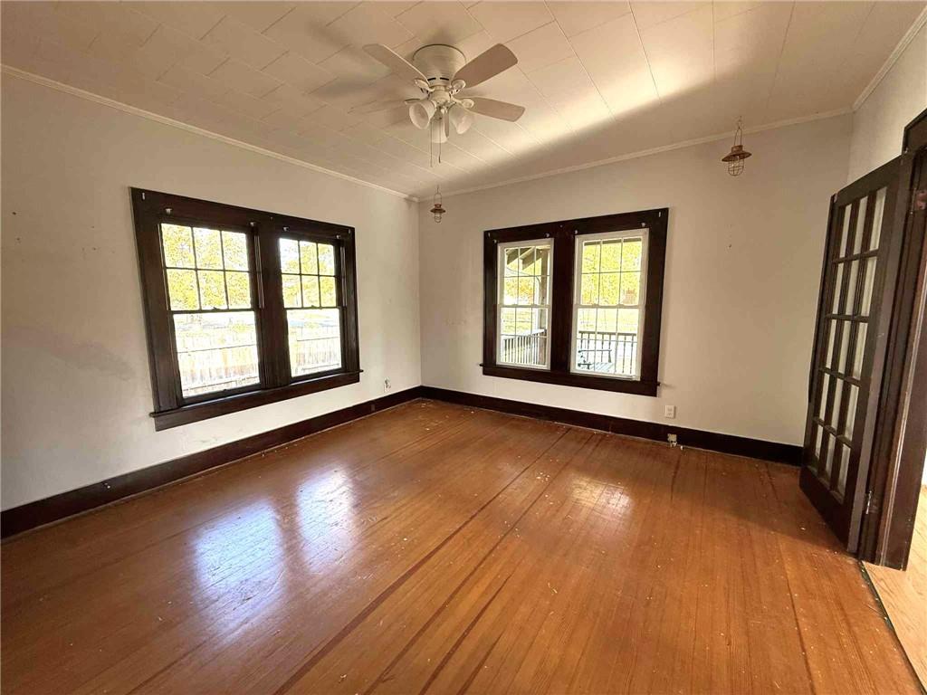 513 N Park Street Property Photo 3