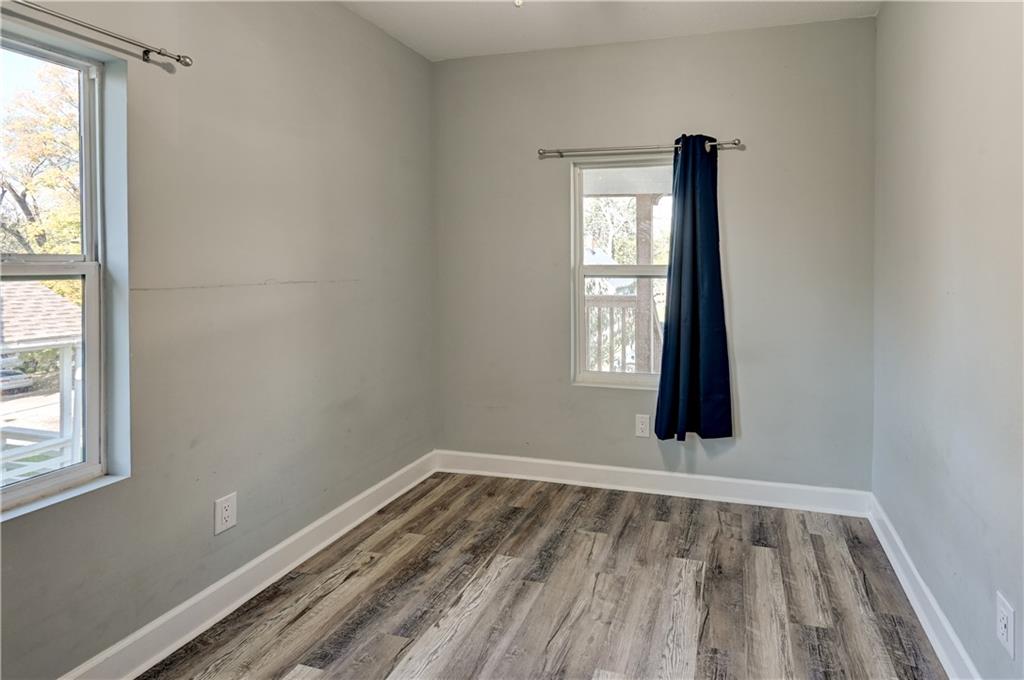 5605 E 27th Terrace Property Photo 11