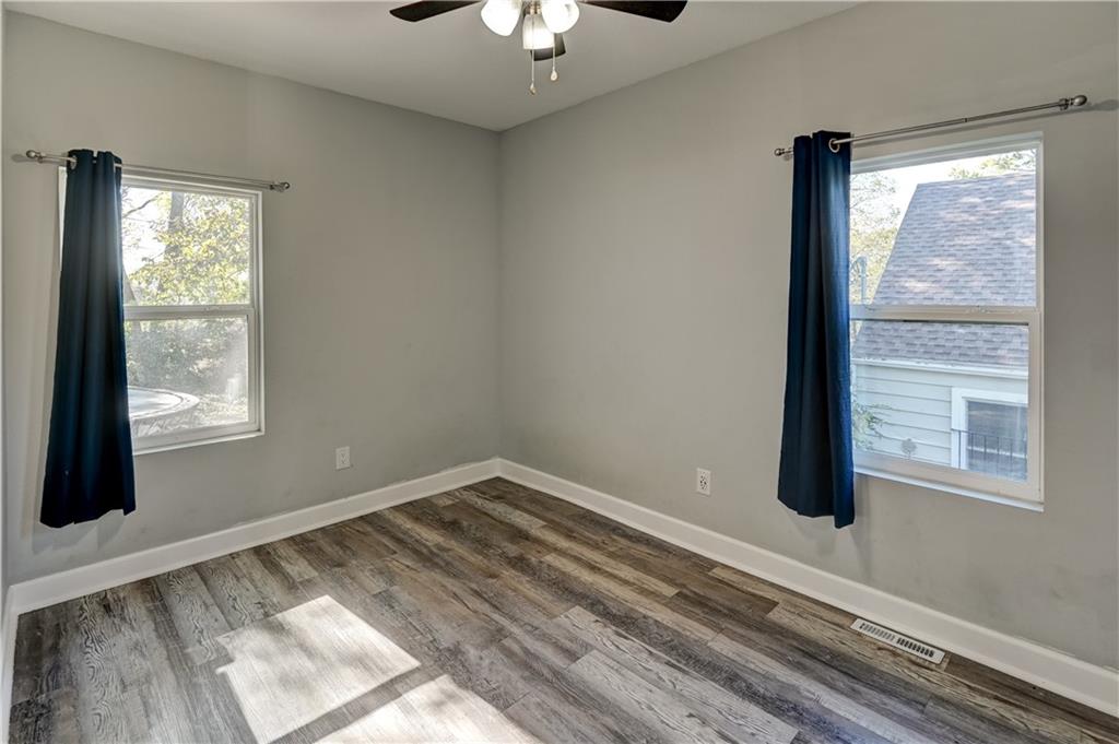 5605 E 27th Terrace Property Photo 23