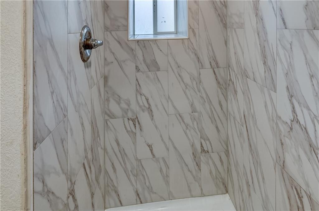 5605 E 27th Terrace Property Photo 27