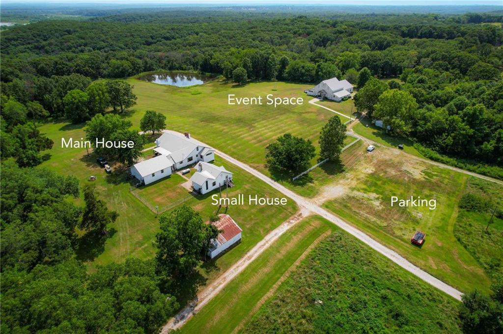 2105 Ne 315 Pvt Road Property Photo 3