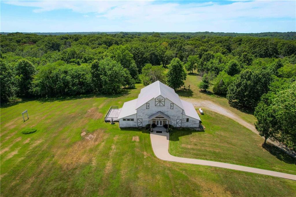 2105 Ne 315 Pvt Road Property Photo 10