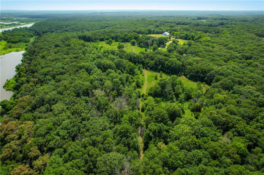 2105 Ne 315 Pvt Road Property Photo 18