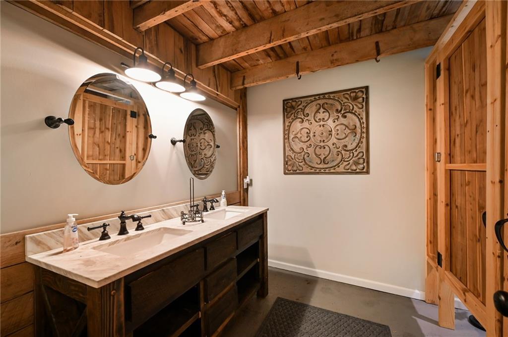 2105 Ne 315 Pvt Road Property Photo 41