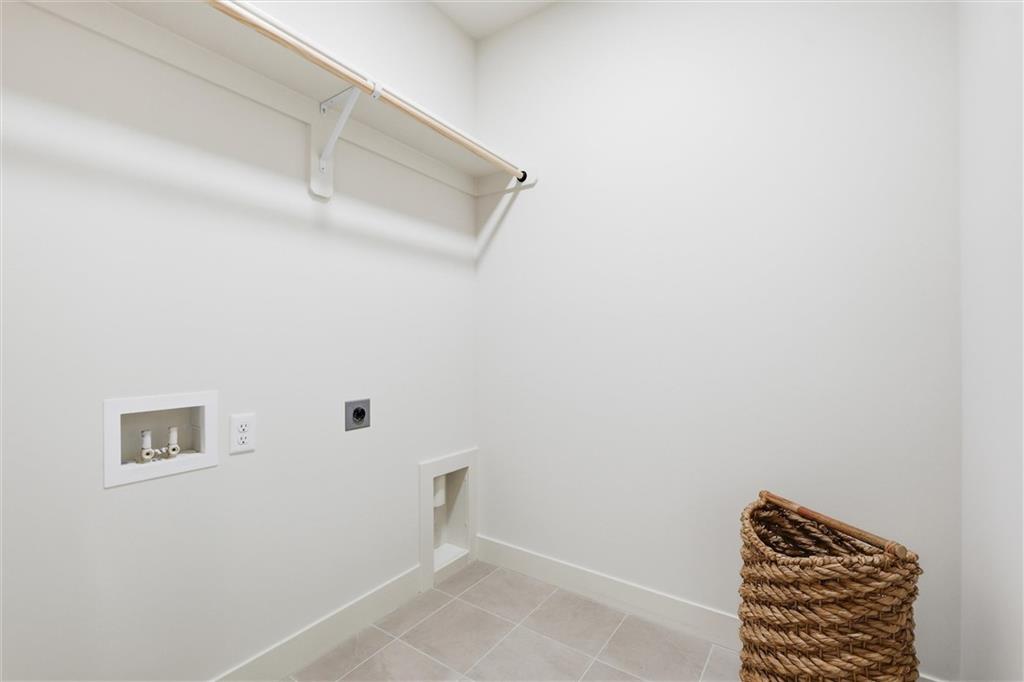 21913 W 99th Terrace Property Photo 38