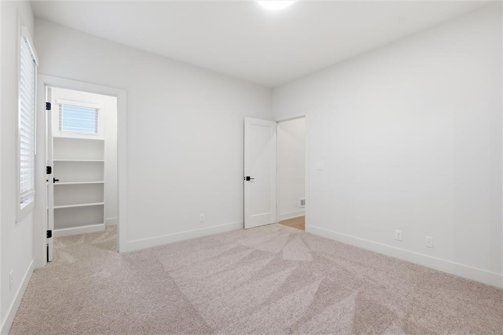 21913 W 99th Terrace Property Photo 40
