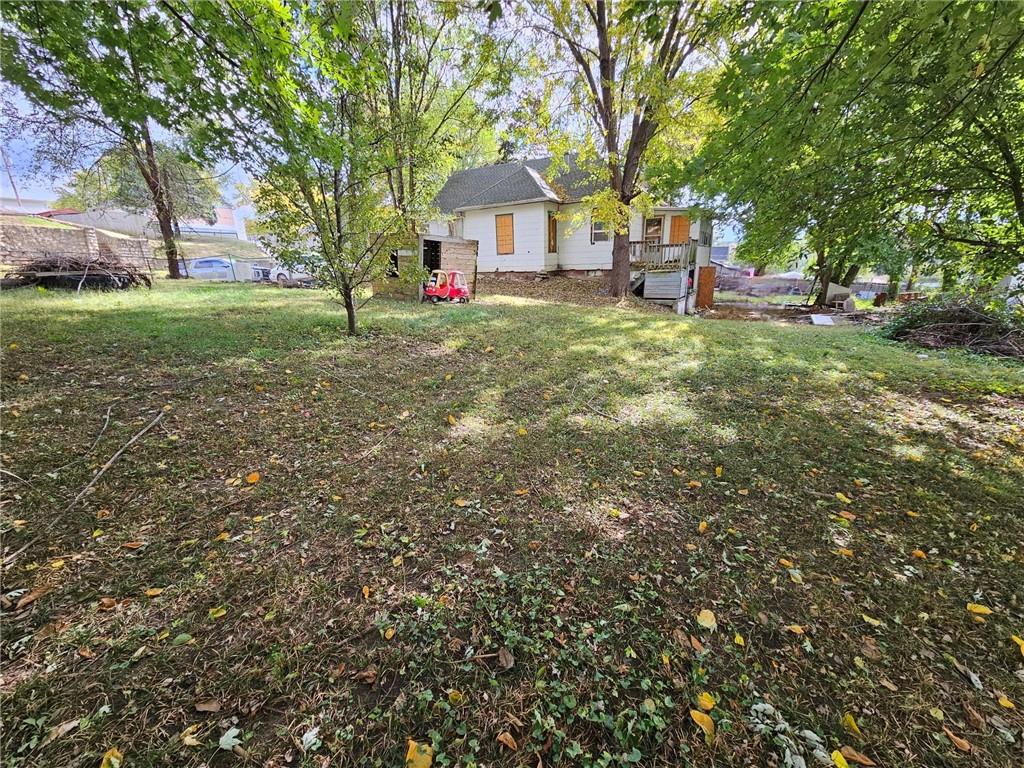 2510 S 19th Street Property Photo 3