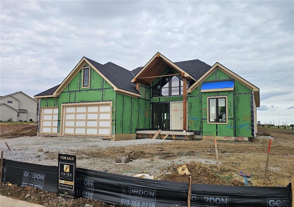 23920 W 112th Terrace Property Photo 2