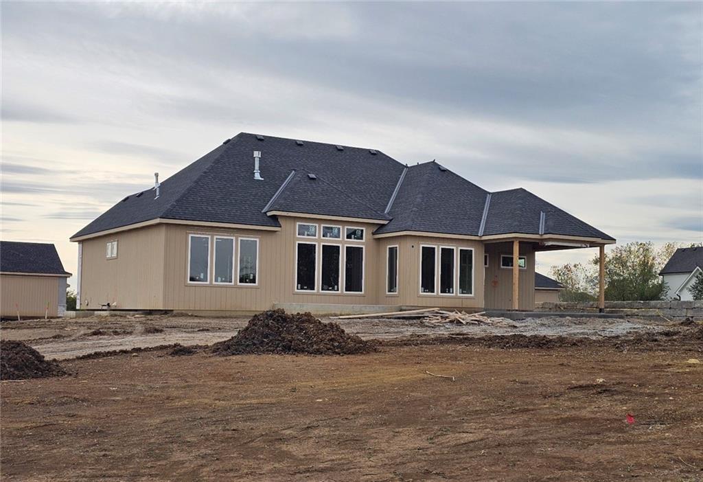 23920 W 112th Terrace Property Photo 4