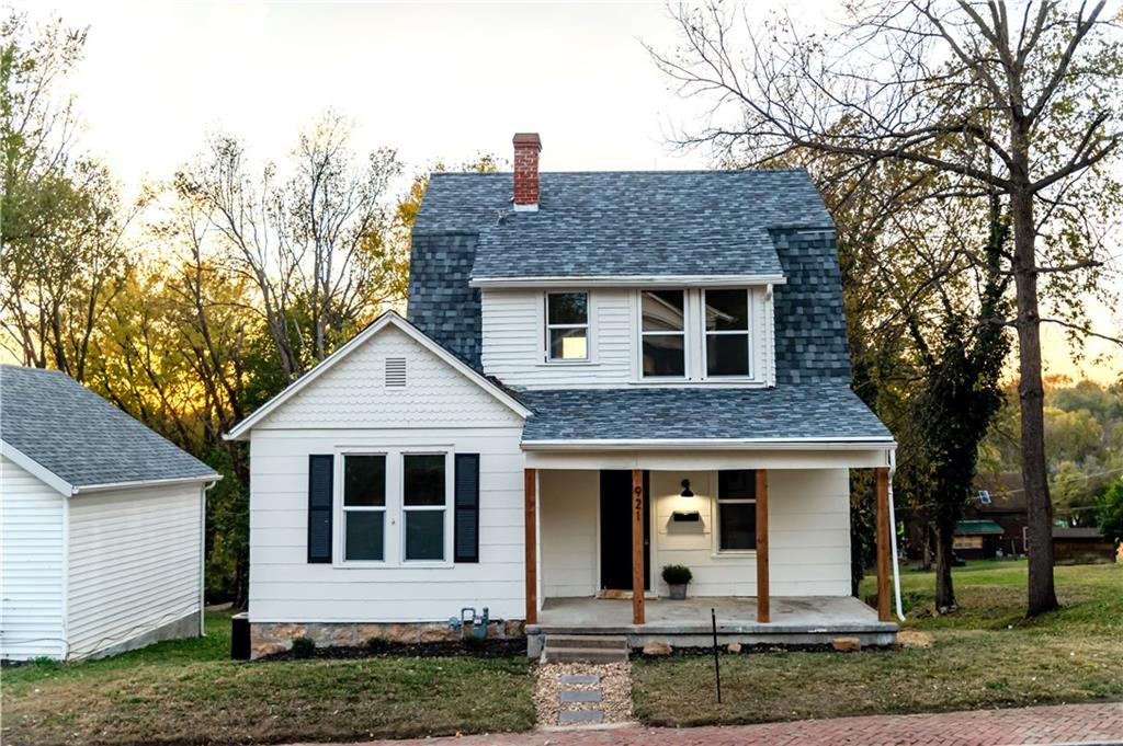 921 N 6th Street Property Photo 1