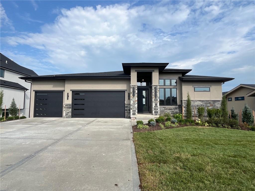 18109 Cody Street Property Photo