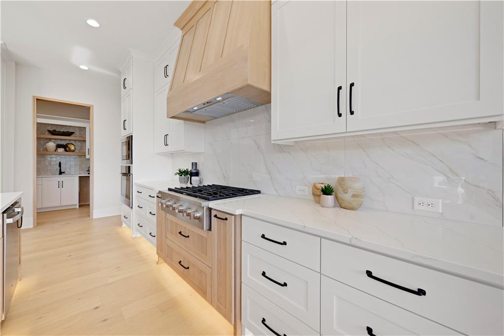 18109 Cody Street Property Photo 15