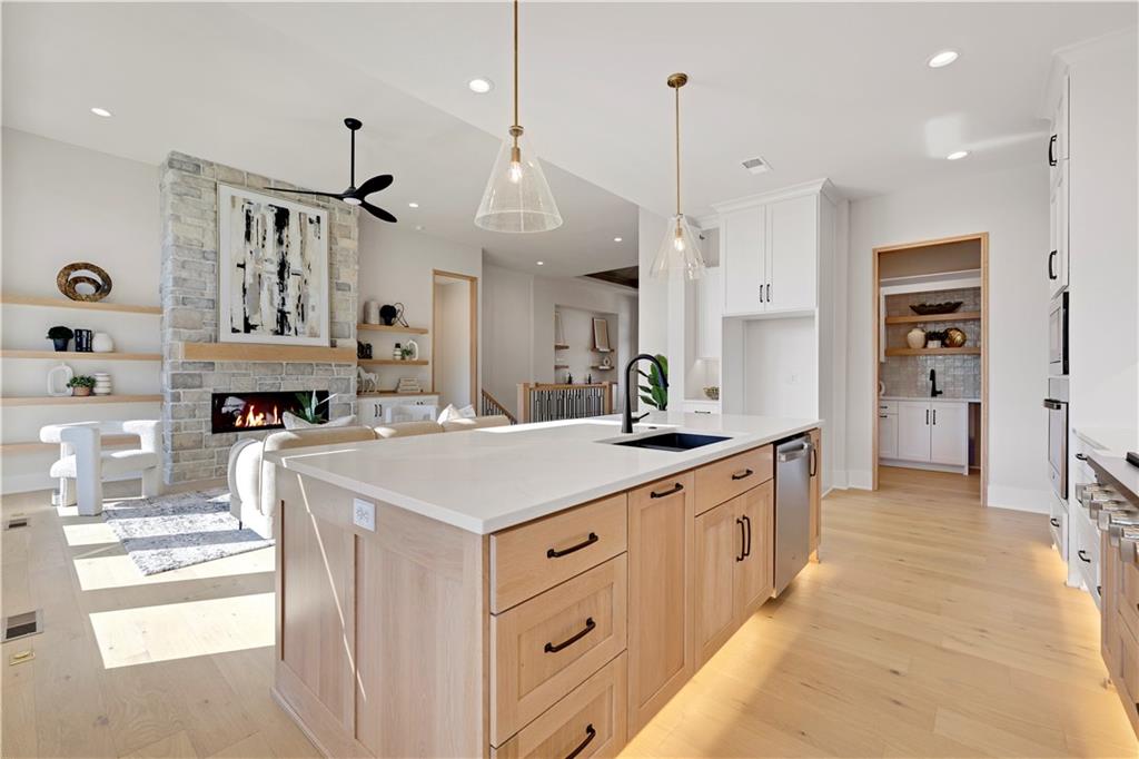 18109 Cody Street Property Photo 16
