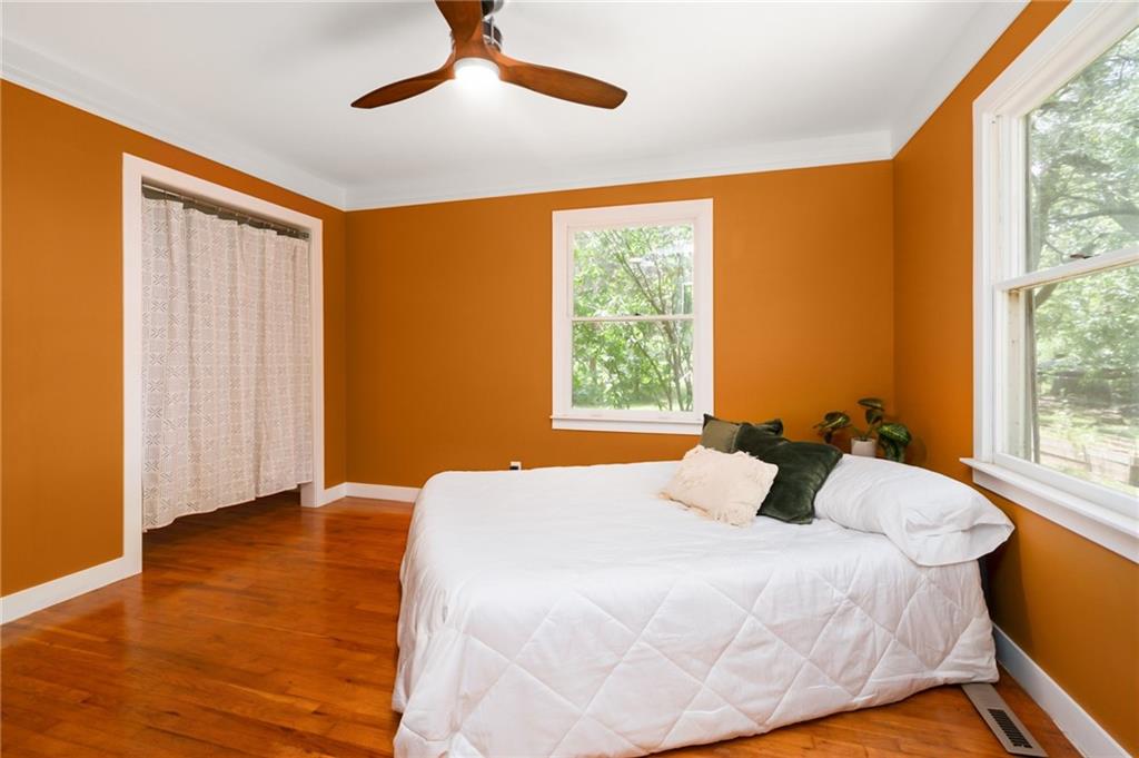 1211 N 1800 Road Property Photo 16