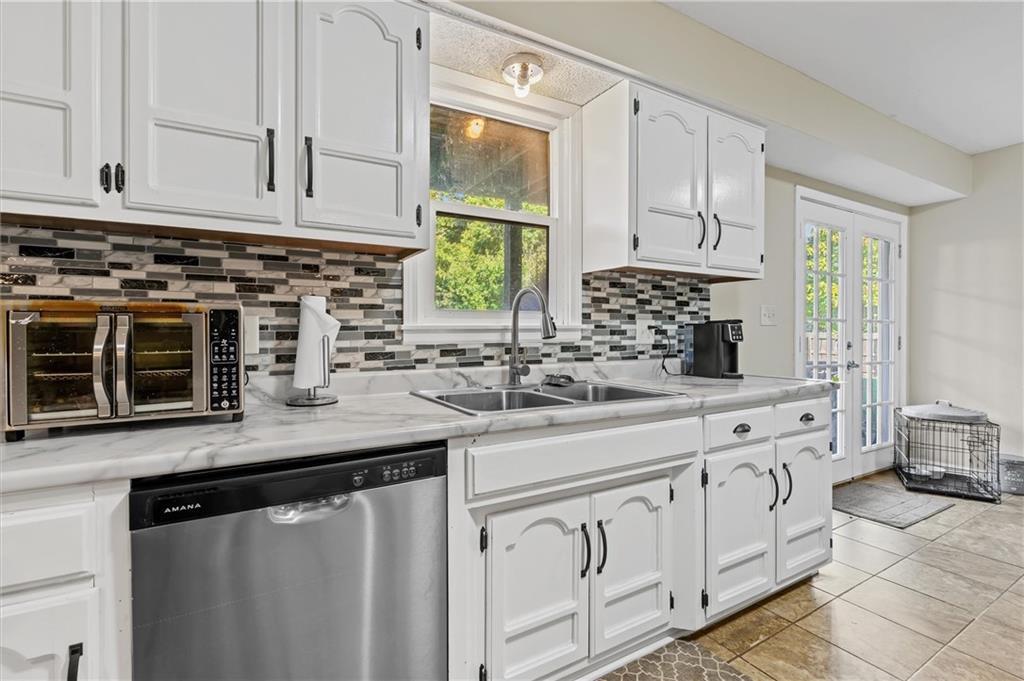 506 Grandview Street Property Photo 8