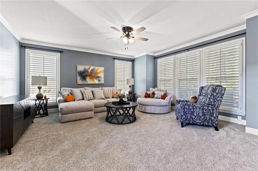 324 Nw Bradford Street Property Photo 10