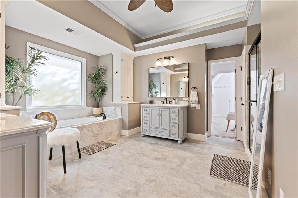 324 Nw Bradford Street Property Photo 18