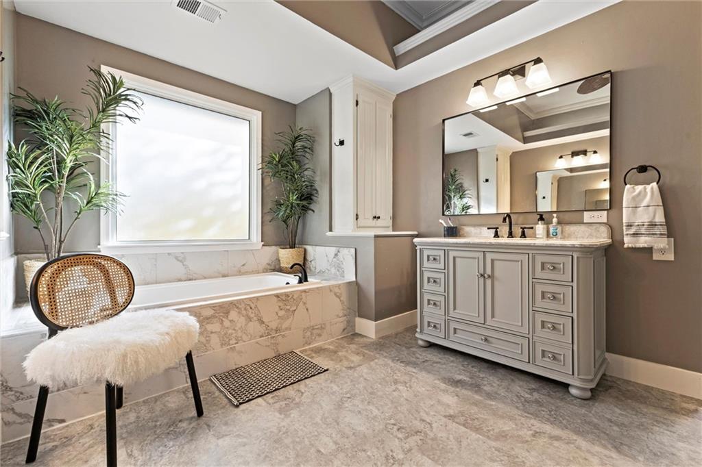 324 Nw Bradford Street Property Photo 20