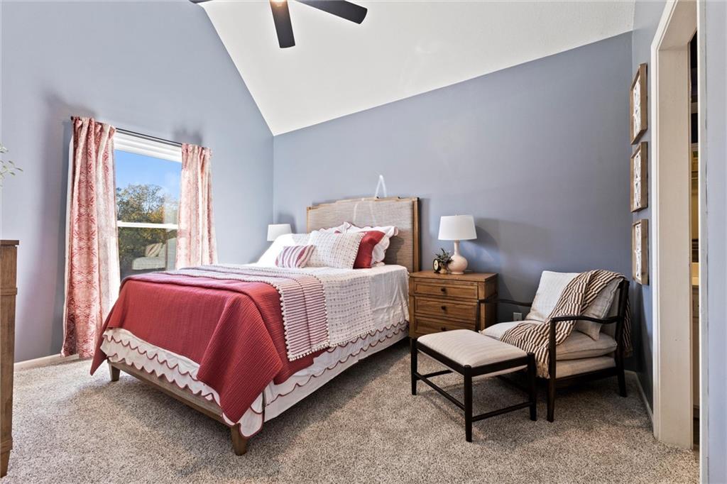 324 Nw Bradford Street Property Photo 22