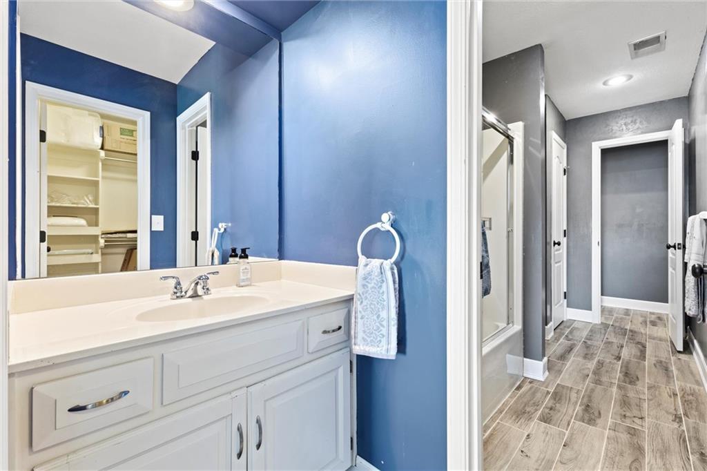 324 Nw Bradford Street Property Photo 23