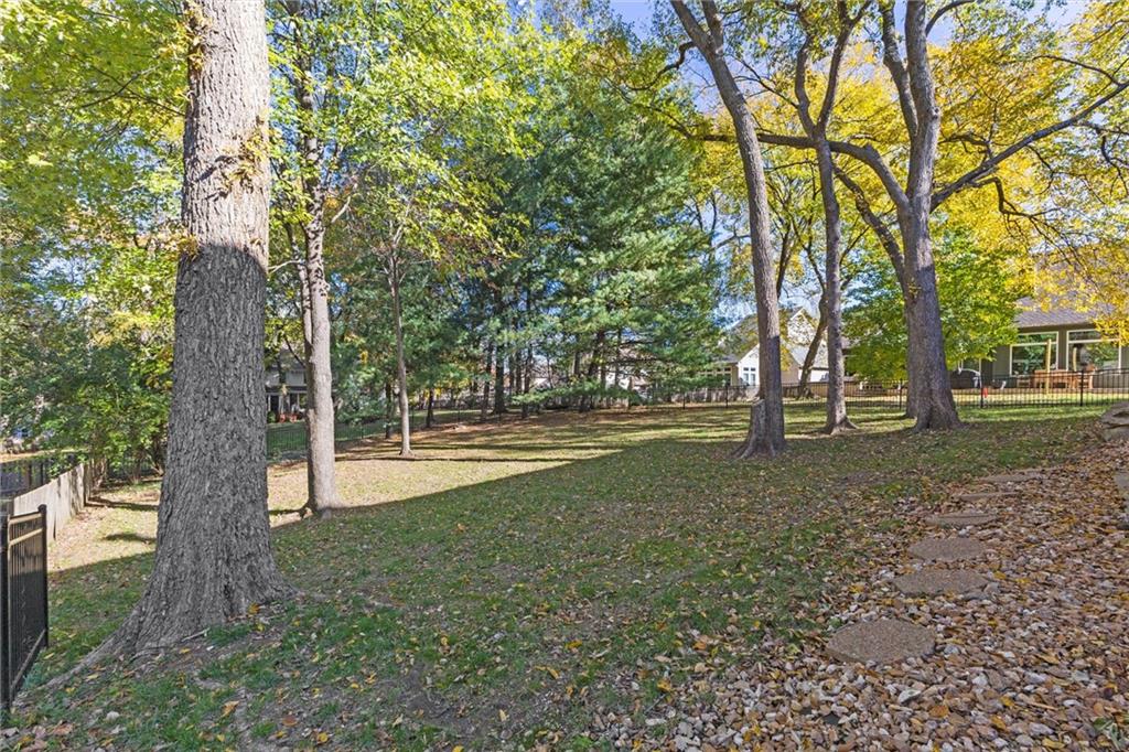 324 Nw Bradford Street Property Photo 35