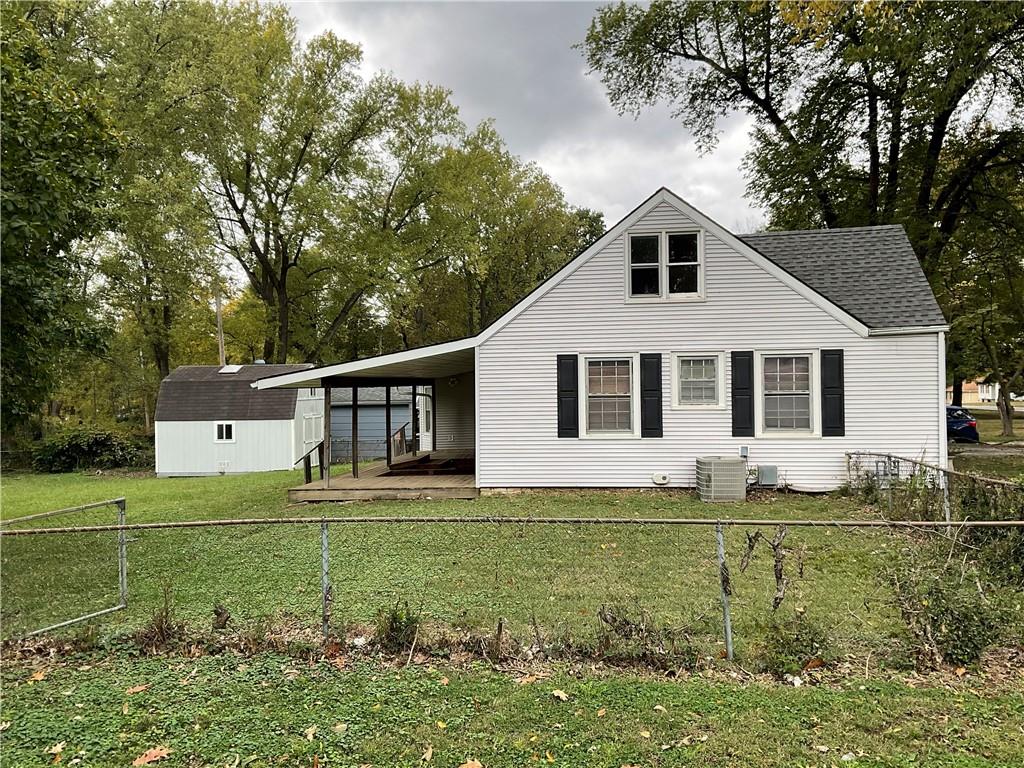 1201 W 31 Street Property Photo 2