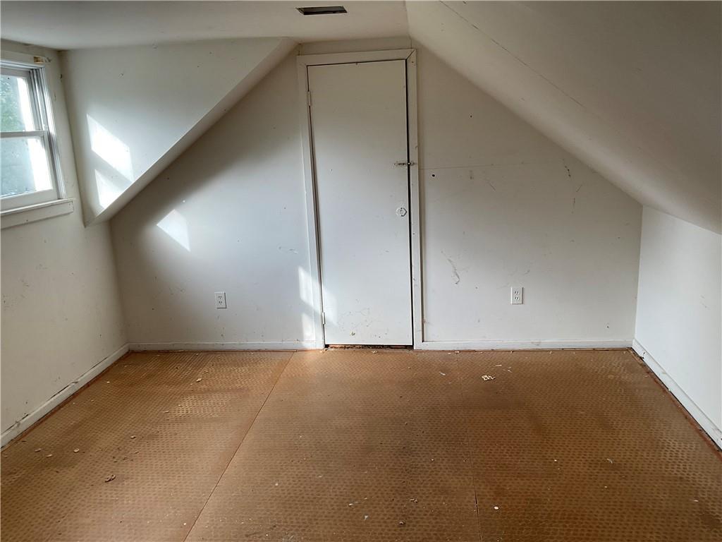 1201 W 31 Street Property Photo 14