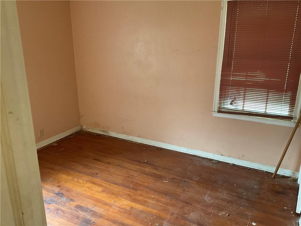 1201 W 31 Street Property Photo 16