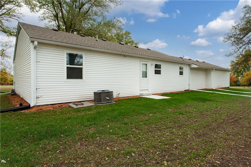 730 E Cambridge Road Property Photo 6