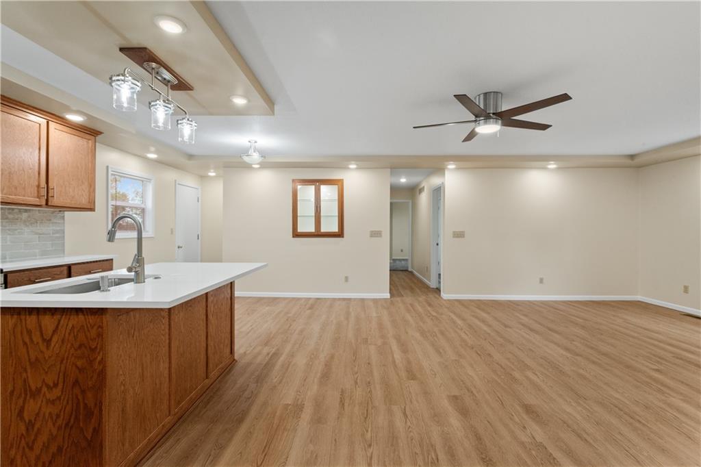 730 E Cambridge Road Property Photo 11