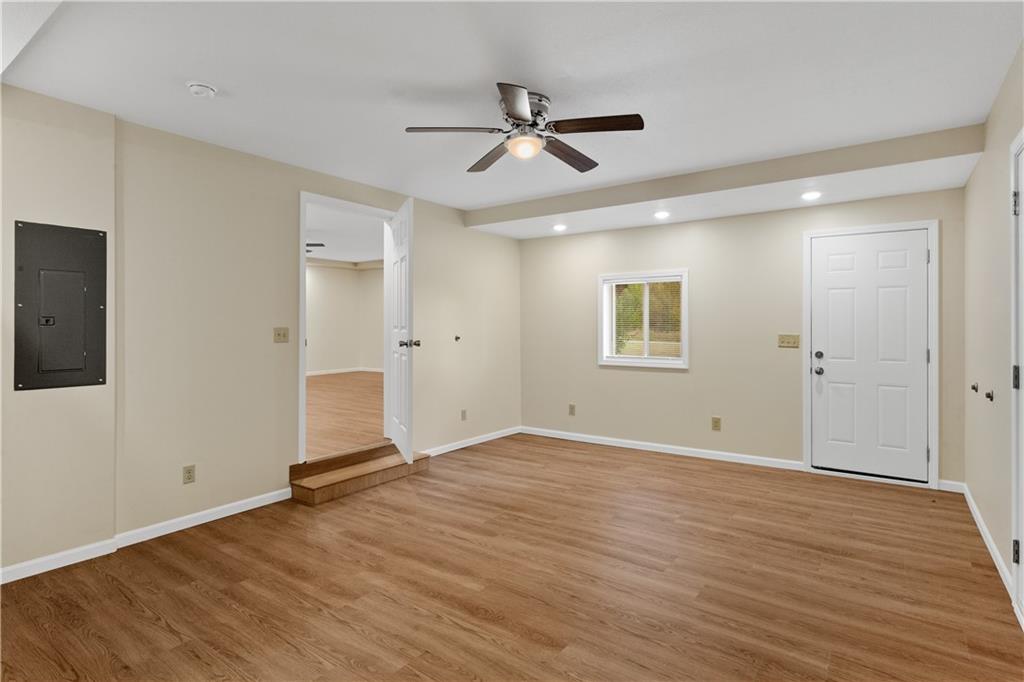 730 E Cambridge Road Property Photo 21