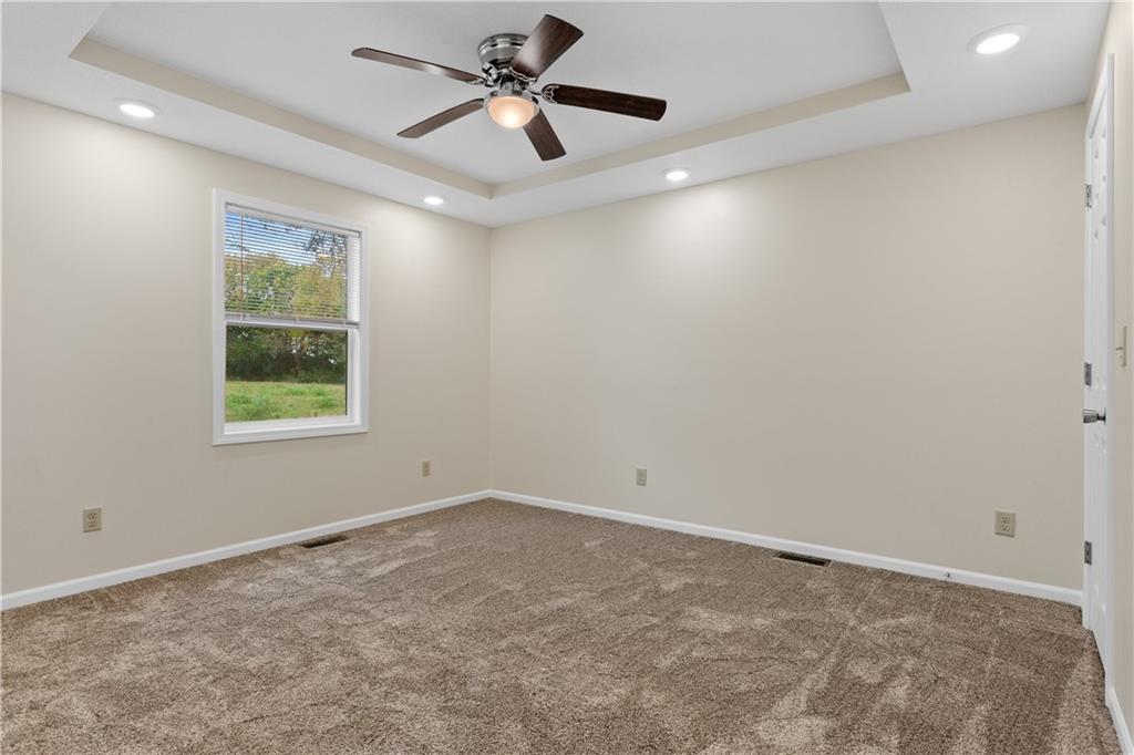 730 E Cambridge Road Property Photo 23