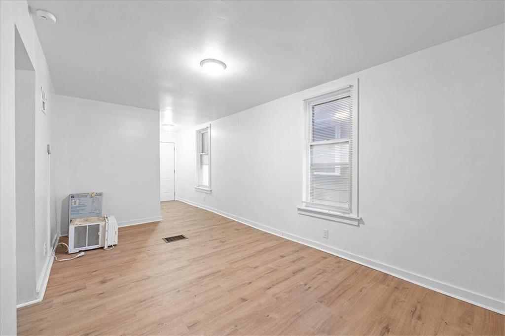 115 Saratoga Avenue Property Photo 5