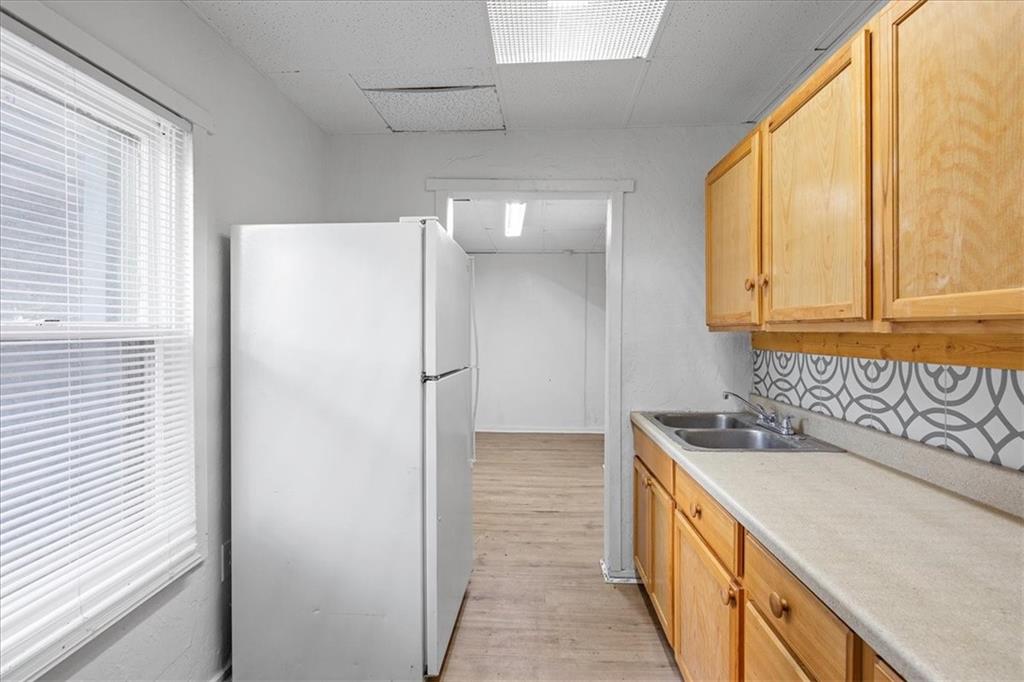 115 Saratoga Avenue Property Photo 9