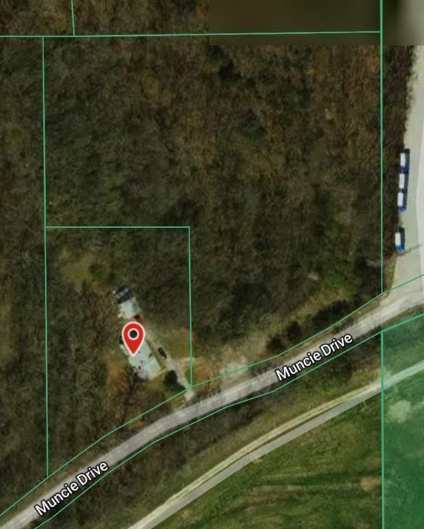 5130 Muncie Drive Property Photo 5