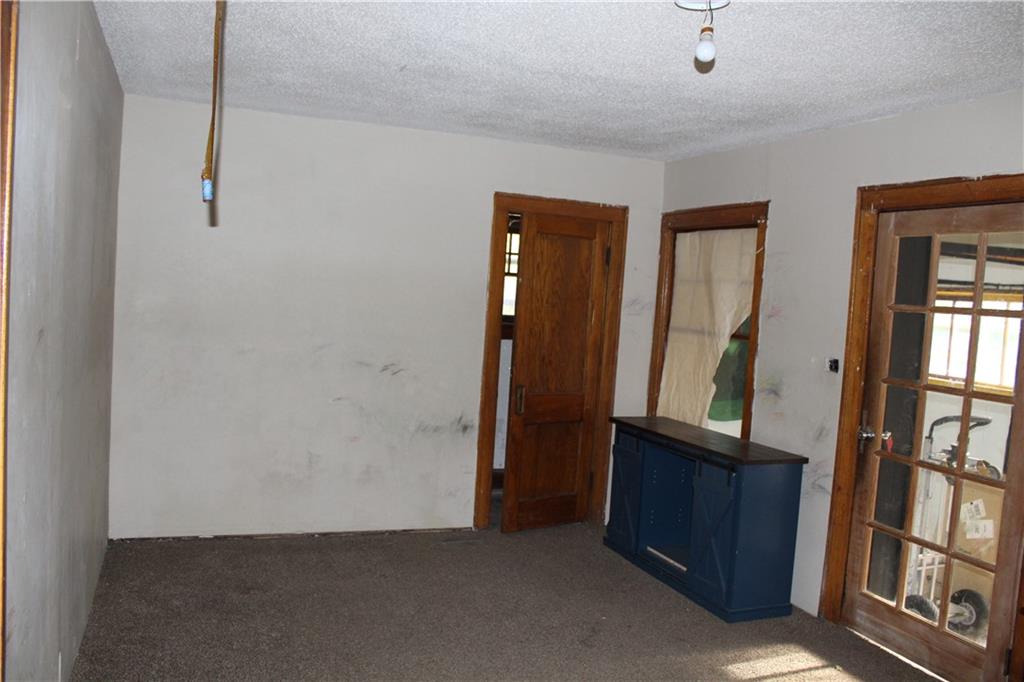 5130 Muncie Drive Property Photo 7