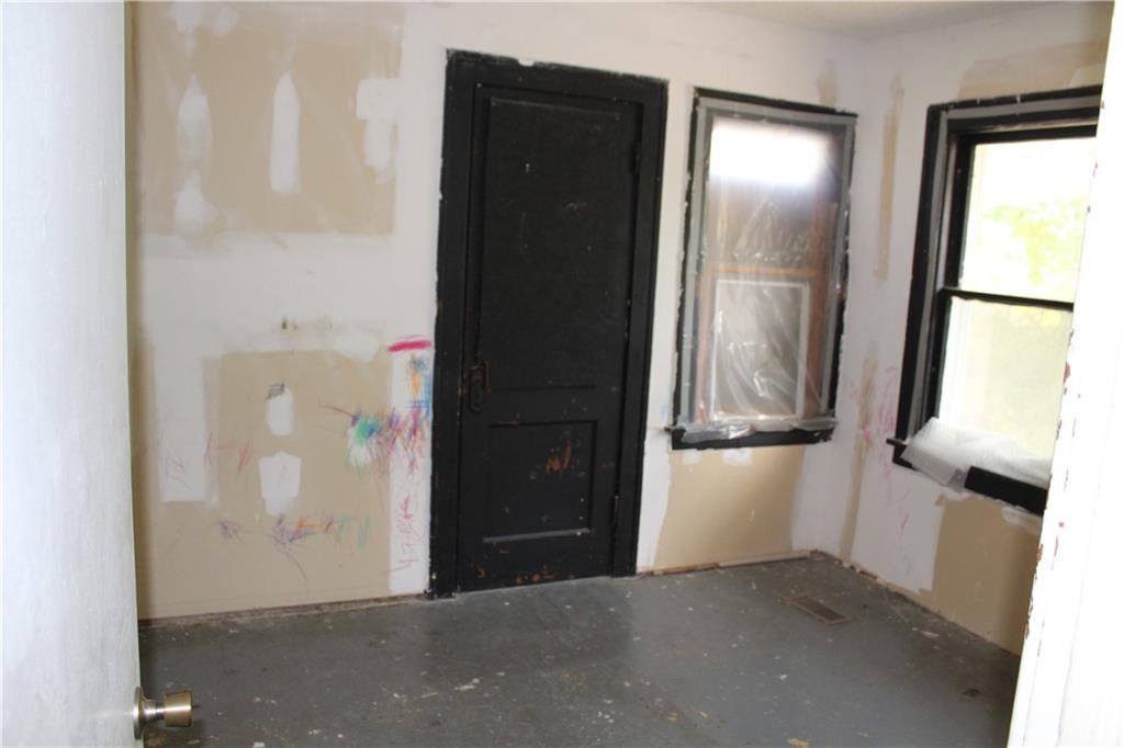 5130 Muncie Drive Property Photo 14