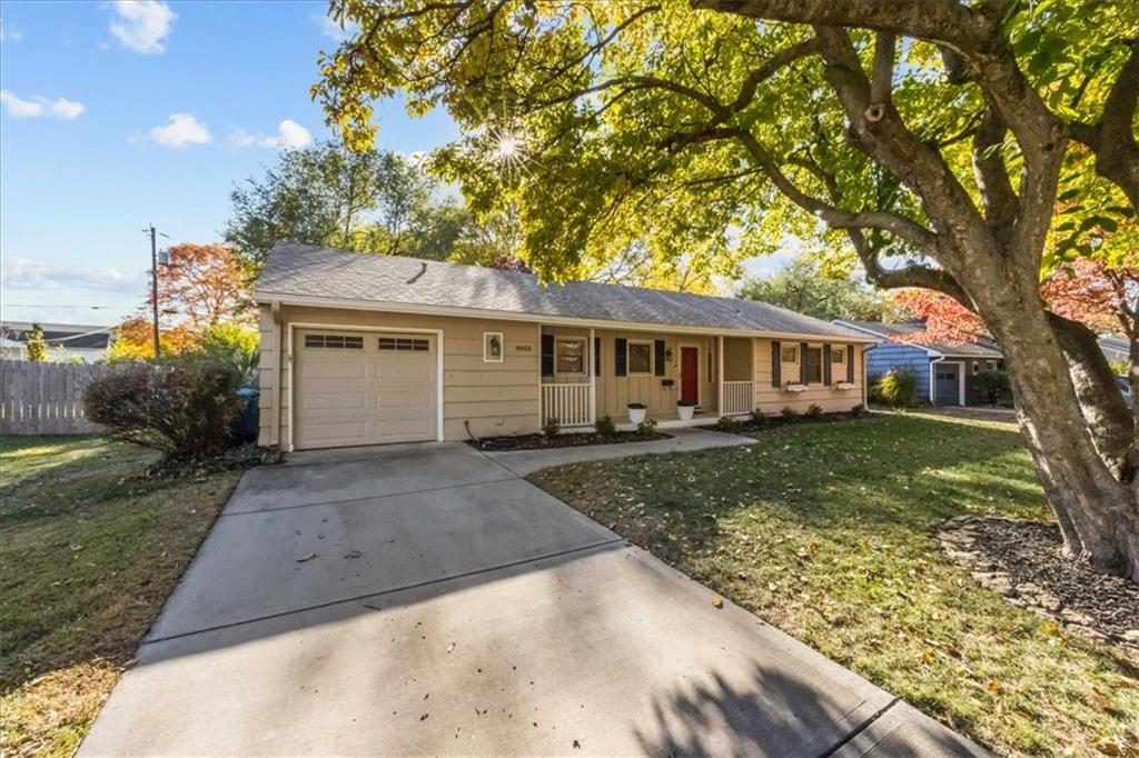 4803 W 78th Terrace Property Photo 8