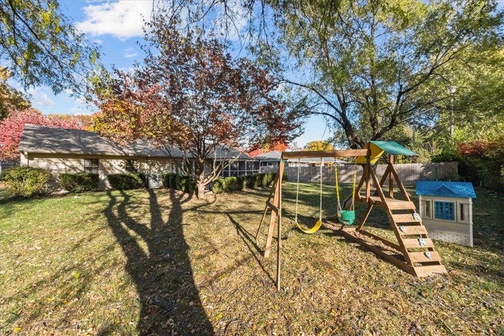 4803 W 78th Terrace Property Photo 22