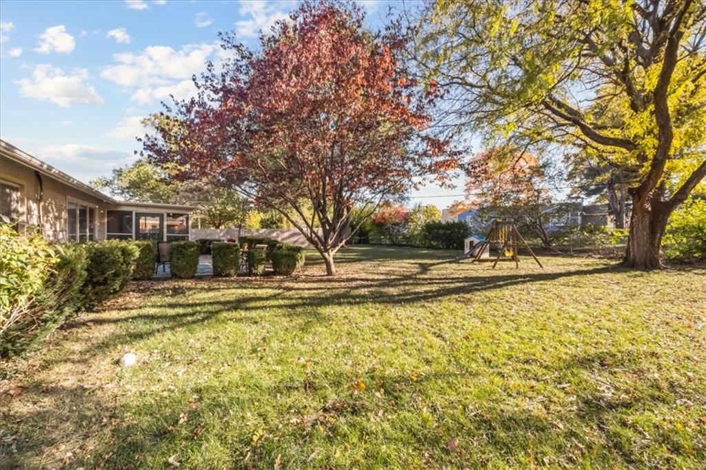 4803 W 78th Terrace Property Photo 23