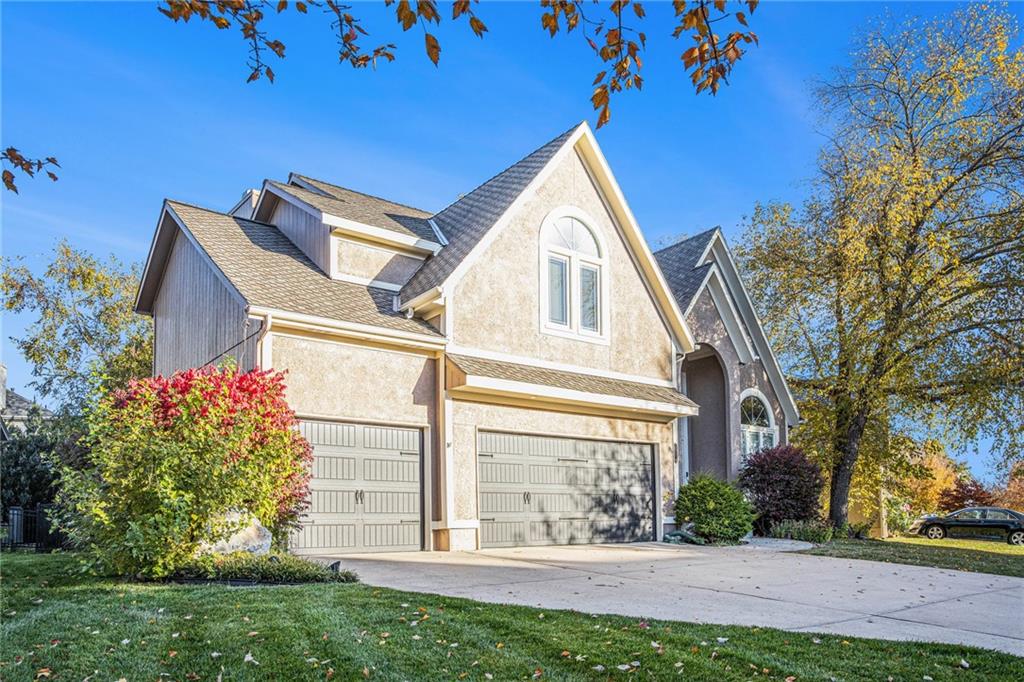 11308 W 143rd Terrace Property Photo 2