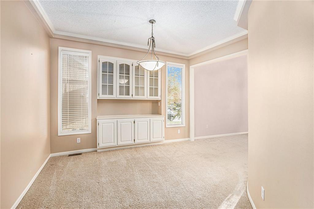 11308 W 143rd Terrace Property Photo 10