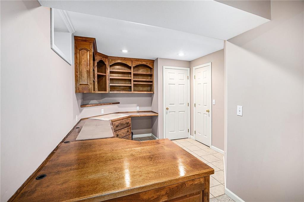 11308 W 143rd Terrace Property Photo 14