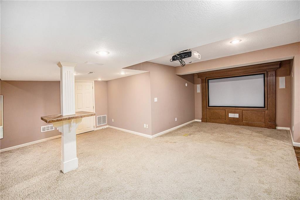 11308 W 143rd Terrace Property Photo 15