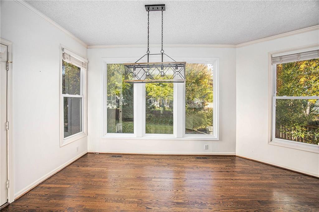 11308 W 143rd Terrace Property Photo 22